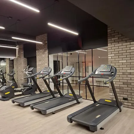 Traugutta Angelcity Gym & By Bookinghost Apartment